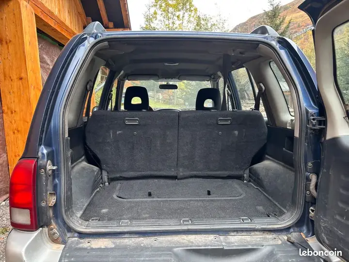 Suzuki Grand Vitara 2005 photo 4