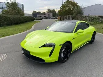 Porsche Taycan 2023 photo 3