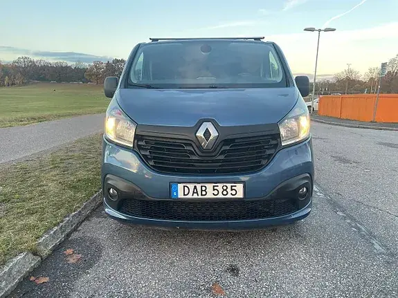 Renault Trafic 2015 photo 3