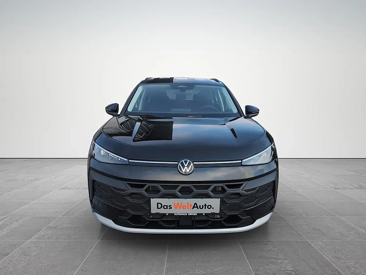 Volkswagen T-Roc 2026 photo 2