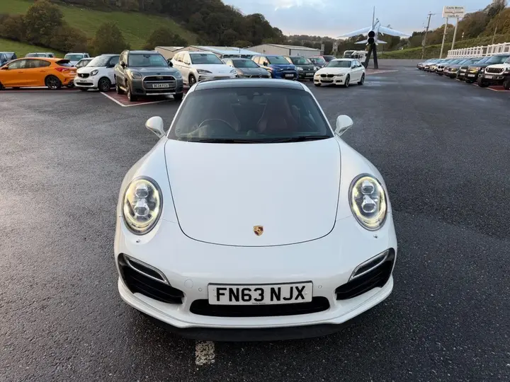 Porsche 911 2013 photo 2