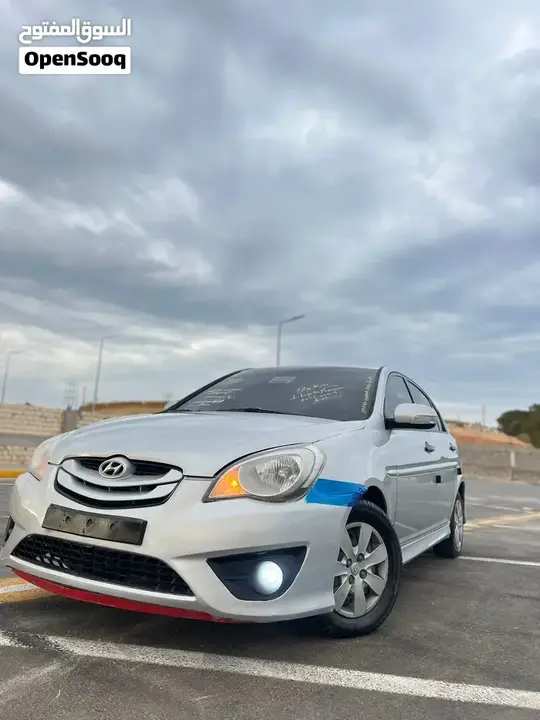Hyundai Accent 2010 photo 3