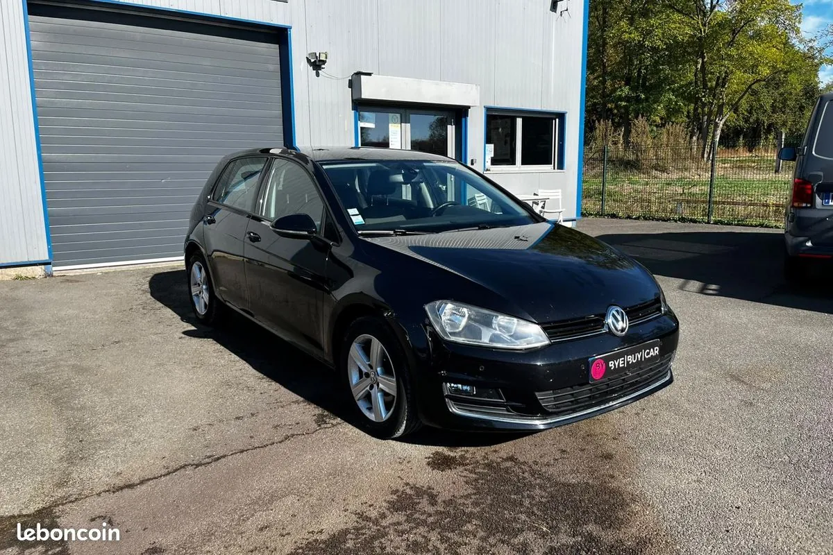 Volkswagen Golf 2014 photo 2