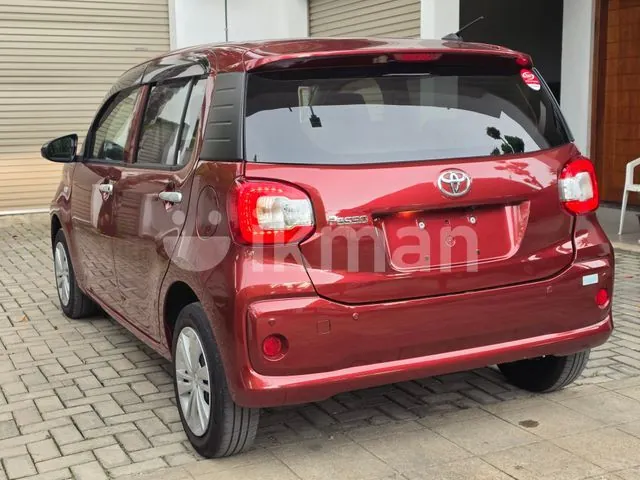 Toyota Passo 2023 photo 2