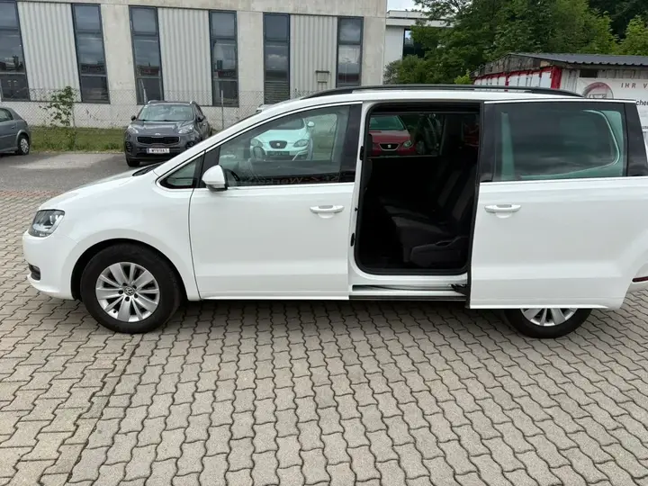 Volkswagen Sharan 2014 photo 2