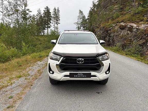 Toyota Hilux 2025 photo 3