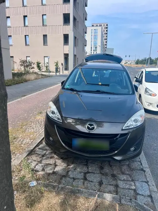 Mazda 5