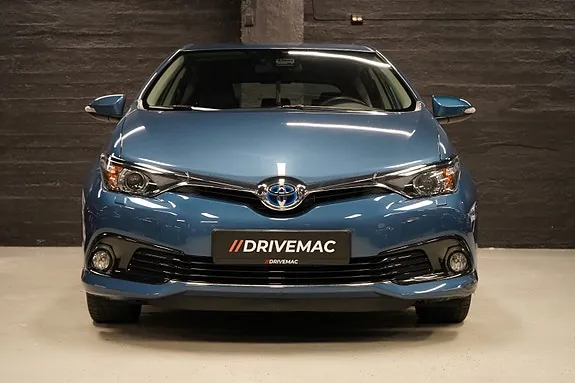 Toyota Auris 2016 photo 3
