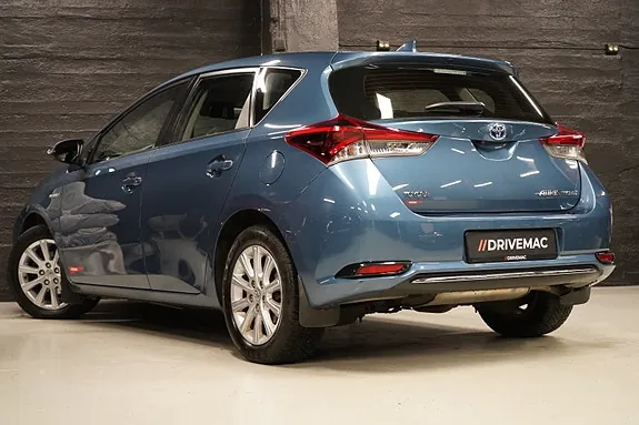 Toyota Auris 2016 photo 5