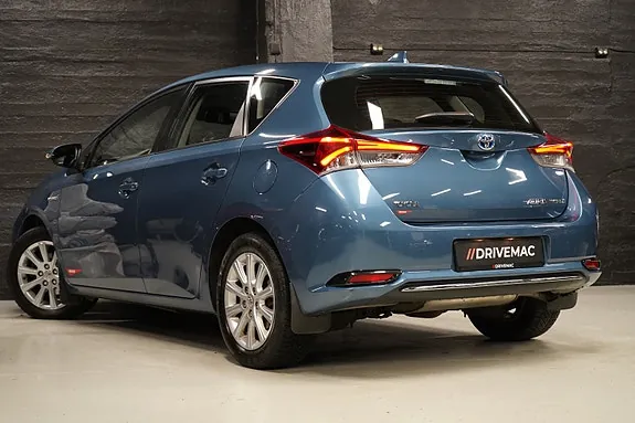Toyota Auris 2016 photo 4