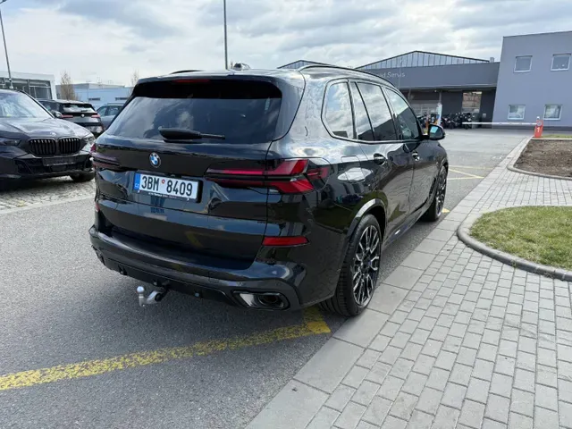 BMW X5 2025 photo 4