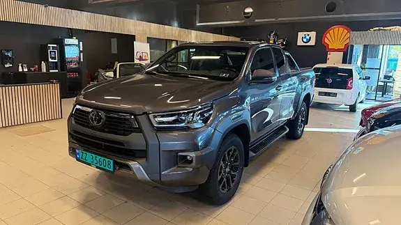 Toyota Hilux 2023 photo 3