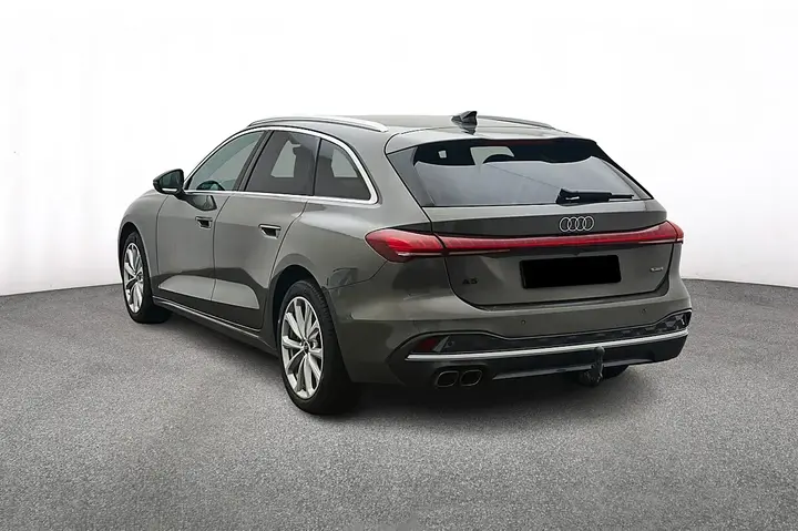 Audi A5 Avant 2025 photo 2
