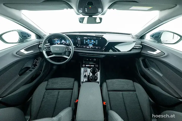 Audi A5 Avant 2025 photo 3