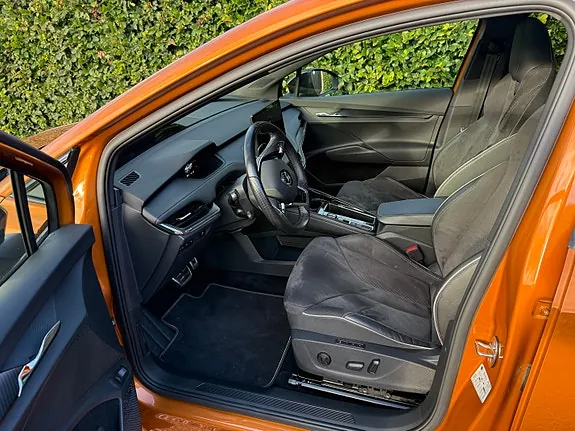 Skoda Enyaq 2023 photo 5