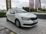 Skoda Fabia 2018 photo 2
