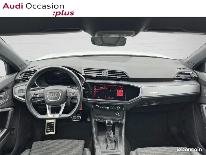 Audi Q3 2022 photo 3