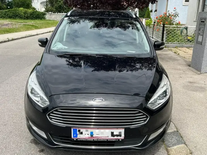 Ford Galaxy 2016 photo 2