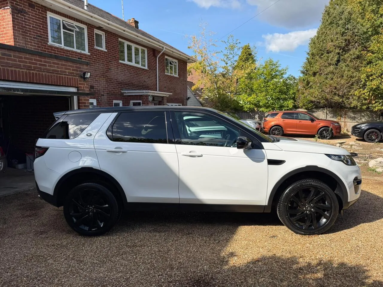 Land Rover Discovery Sport 2017 photo 3