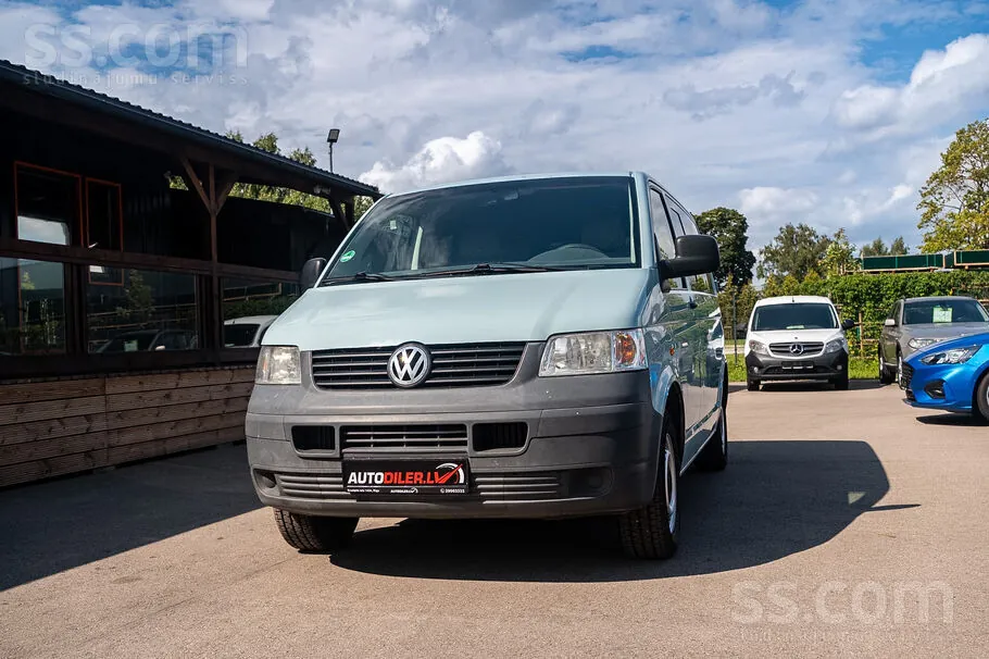 Volkswagen Caravelle 2006 photo 4