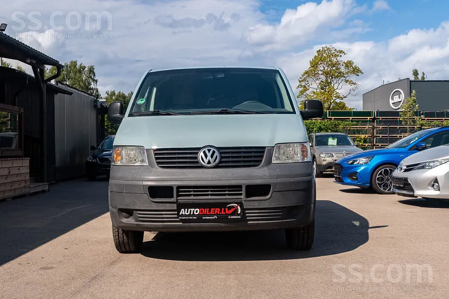 Volkswagen Caravelle 2006 photo 2