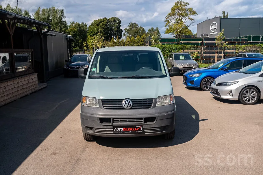 Volkswagen Caravelle 2006 photo 3