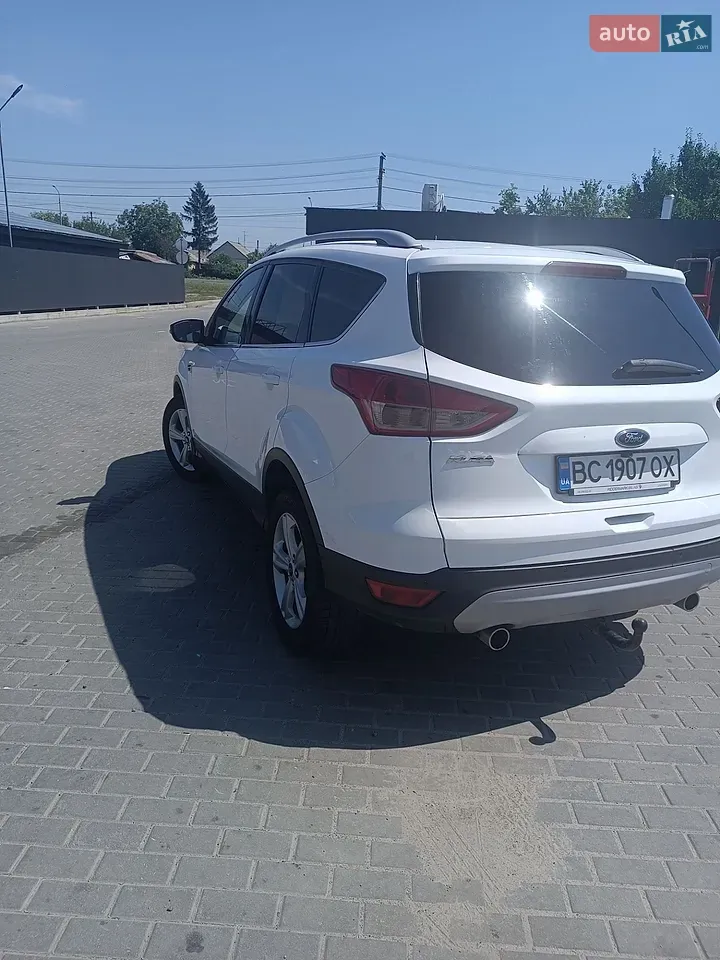 Ford Kuga 2013 photo 3