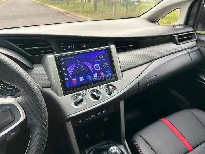 Toyota Innova 2017 photo 4