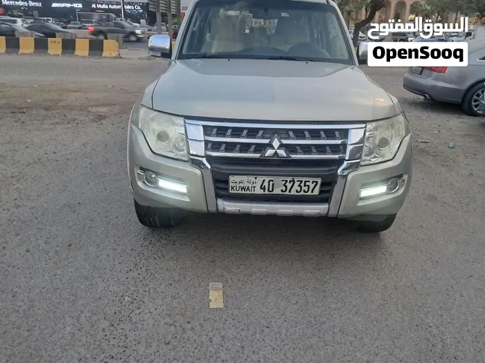 Mitsubishi Pajero 2017 photo 2