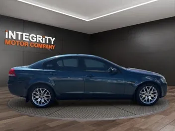 Holden Commodore 2008 photo 3