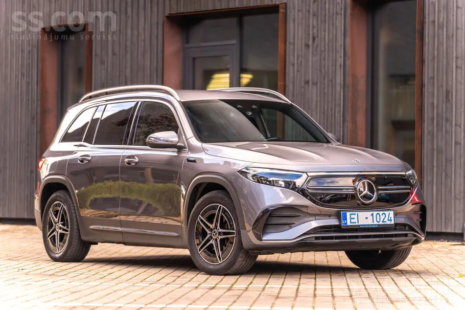 Mercedes-Benz Eqb 300