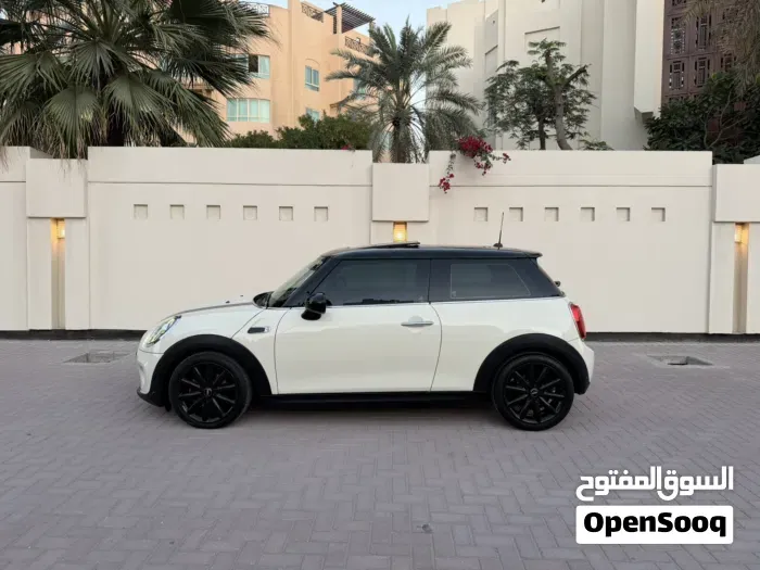 Mini Cooper 2019 photo 2