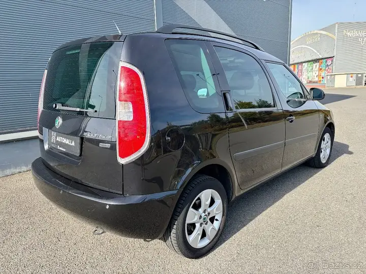 Skoda Roomster 2009 photo 3