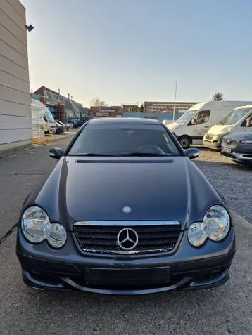 Mercedes-Benz Class C 2007 photo 2