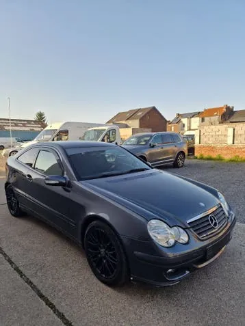 Mercedes-Benz Class C 2007 photo 3
