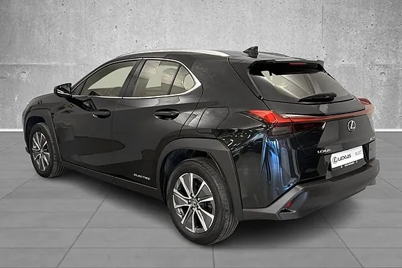 Lexus Ux300E 2021 photo 3