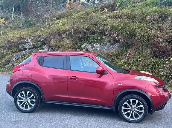 Nissan Juke 2013 photo 2