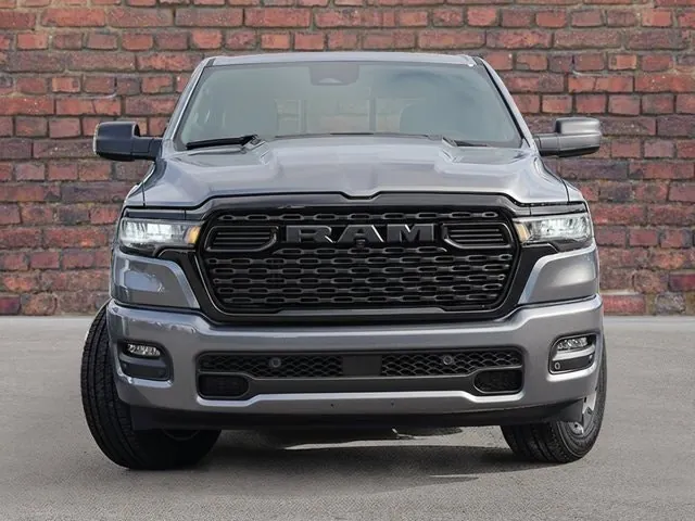 Ram 1500 Express 2026 photo 2