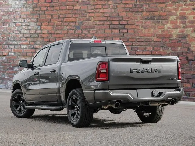 Ram 1500 Express 2026 photo 4