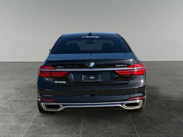 BMW 7 Series 2016 photo 5