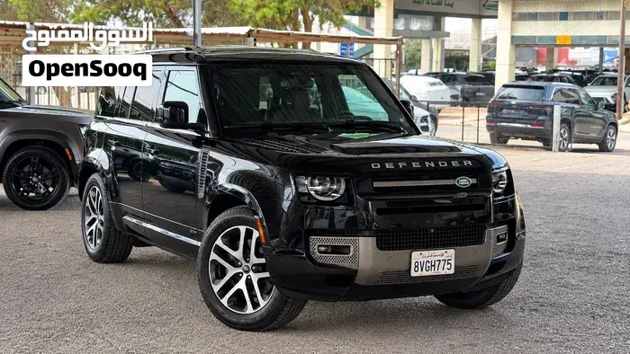 Land Rover Defender 2021 photo 2