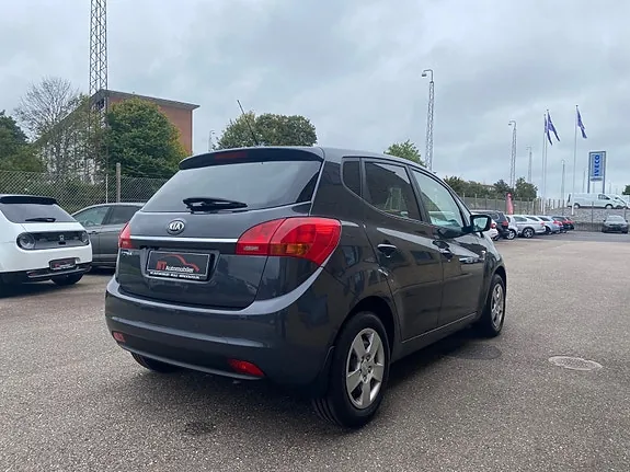 Kia Venga 2019 photo 5