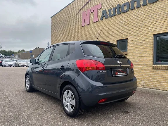 Kia Venga 2019 photo 3
