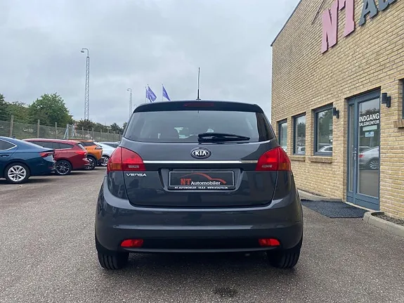 Kia Venga 2019 photo 4