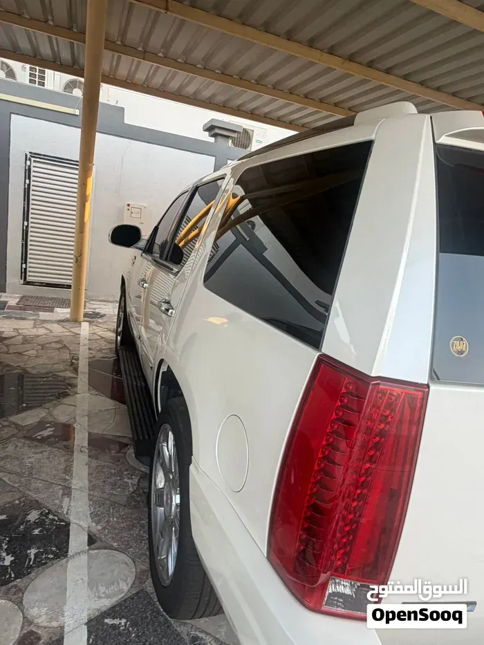 Cadillac Escalade 2012 photo 5