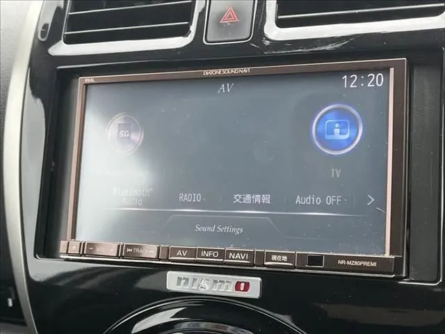 Nissan March 2014 photo 5