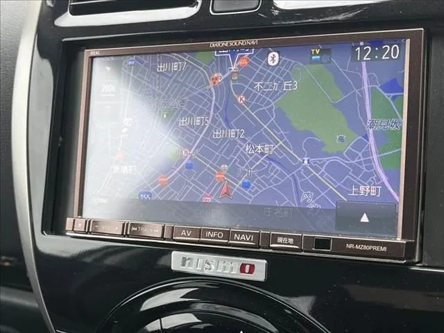 Nissan March 2014 photo 4