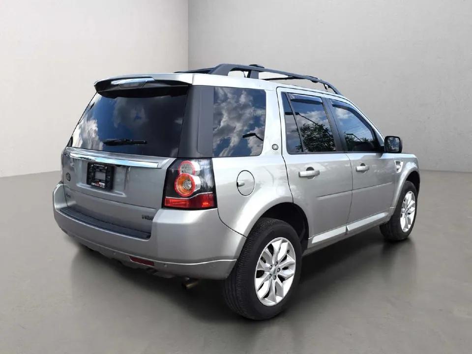 Land Rover Lr2 2013 photo 2