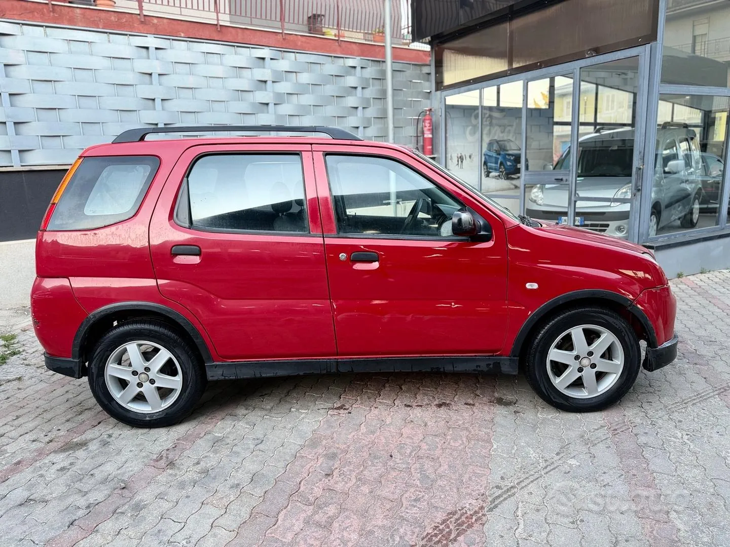 Suzuki Ignis 2004 photo 4