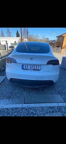 Tesla Model Y 2023 photo 5